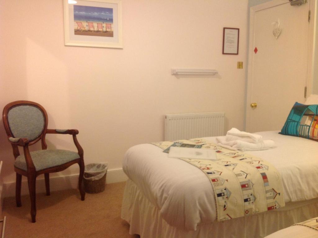 חלנדודנו Glascoed Guest House חדר תמונה